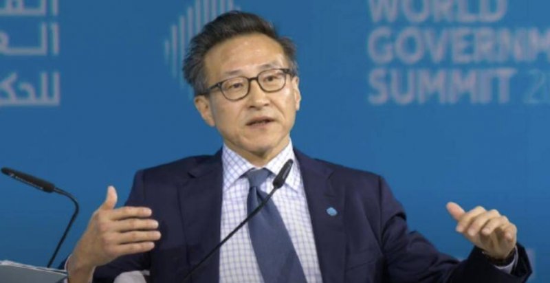 暑期迎来“读书热”图书馆里书香浓